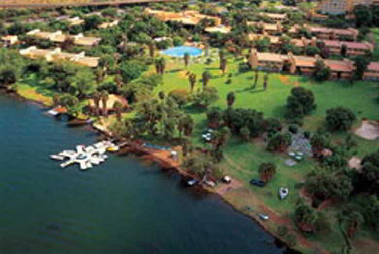 Hotel Cabanas Sun City