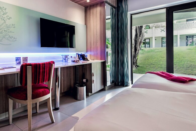 Hotel Cabanas Sun City
