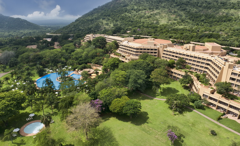 Hotel Cabanas Sun City