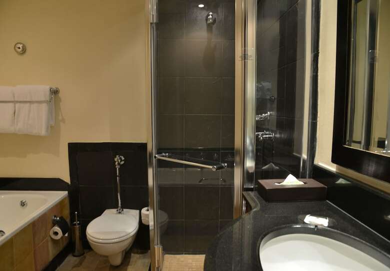Hotel Kwa Maritane Bush Lodge