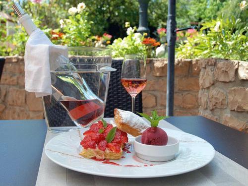 Hotel Du Commerce Chez Karen Et St�phane