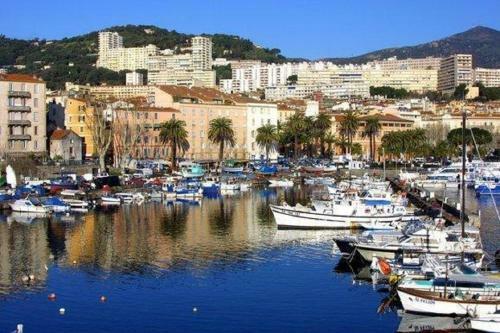 Apartamento R�sidence U Melu Grand T2 Vert � L'�tage