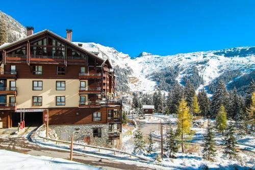 Apartamento Cosy, Modern 2-bed With Fireplace & Beautiful Views