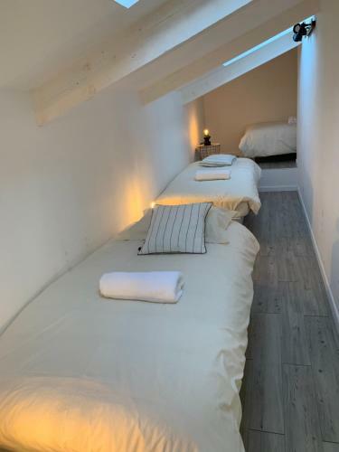 Maison � 800 M � Pied De La Plage