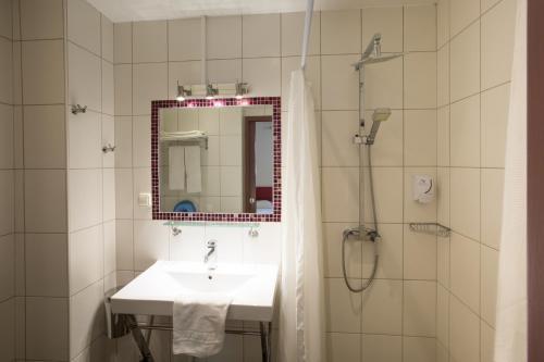 Hotel Gite-h�tel La Cabourne