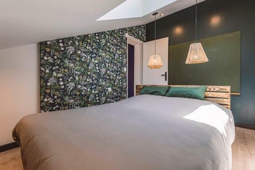 Apartamentos Gites S�r�na� Avec Vue Sur Rivi�re