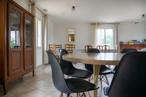 Villa Familiale Avec Piscine, Vue Imprenable