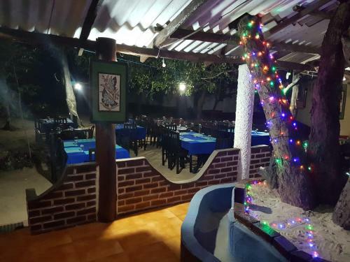 Nilaveli Crystal Blue Hotel