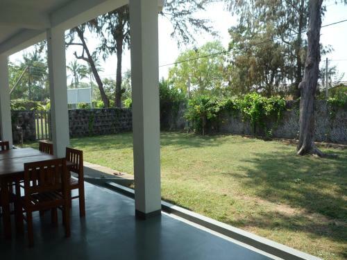 Nilaveli Beach Hostel