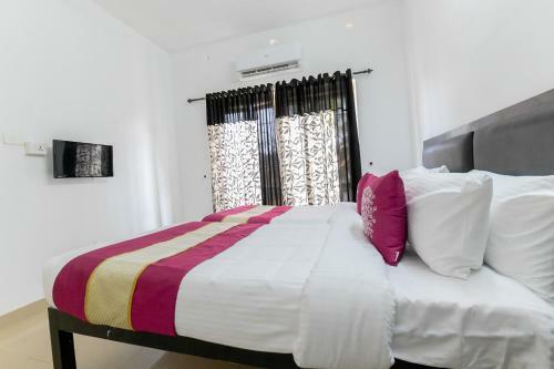 Hotel Oyo 30456 Amare Holidays