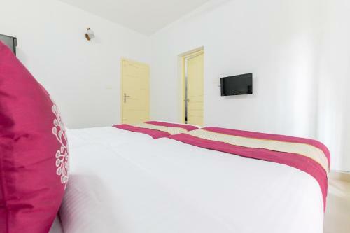 Hotel Oyo 30456 Amare Holidays