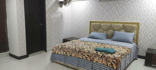 2bhk Luxury Apartment Near Kfc E11/2