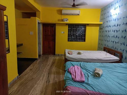 Hostal Radhabai Hotel