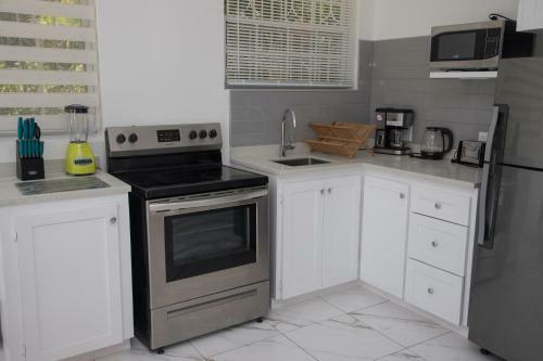Stunning 2 Bed Bungalow With Private Pool In Barbados