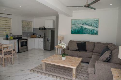 Stunning 2 Bed Bungalow With Private Pool In Barbados