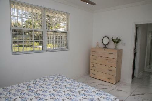 Stunning 2 Bed Bungalow With Private Pool In Barbados