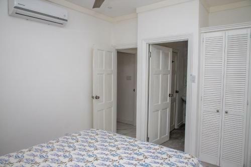 Stunning 2 Bed Bungalow With Private Pool In Barbados