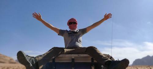 Wadi Rum Desert Eid Camp & Cave & Tours