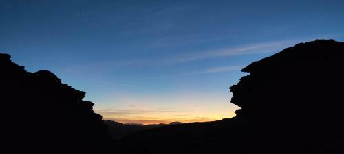 Wadi Rum Desert Eid Camp & Cave & Tours