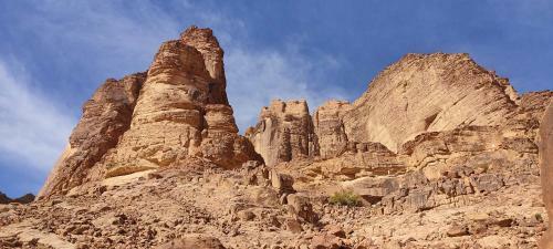 Wadi Rum Desert Eid Camp & Cave & Tours