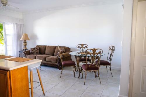 Apartamento Luxury Poolside Oasis,the Lagoons