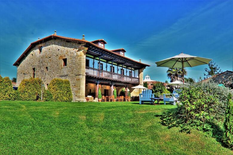 Hotel Palaci�n De To�anes