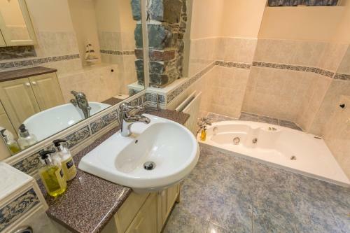 Embleton Spa Hotel & Apartments