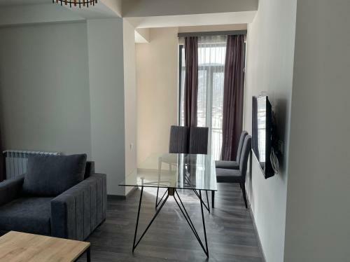 Valley Of Flowers Apartment