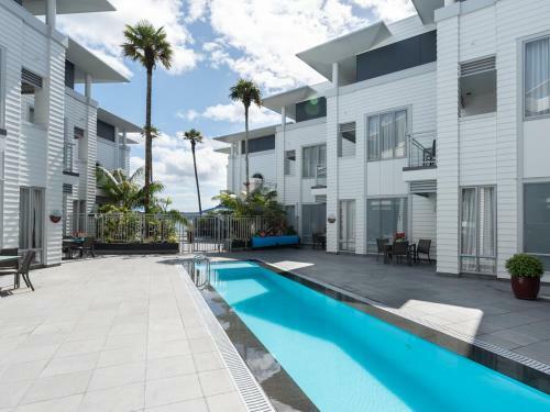 Oceanside - Paihia Waterfront Apartment