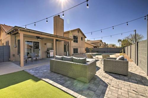 Gilbert Home With Private Pool And Putting Green!