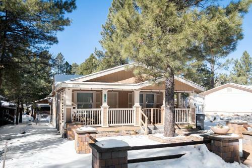 New Listing! Spacious Home In Munds Park, Arizona.