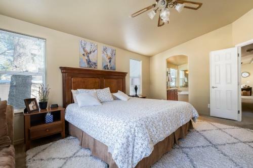 New Listing! Spacious Home In Munds Park, Arizona.