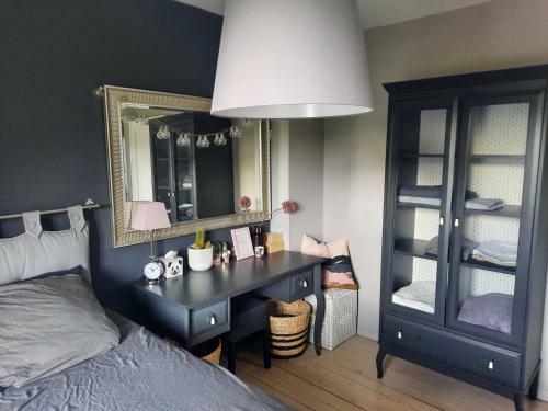 Maison 3 Fa�ades Avec Grand Jardin � 2 Pas De Bxl