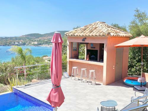 Villa Roc Vue Mer Et Piscine