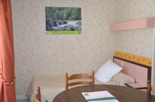 Hotel Logis Auberge De L'allagnonette