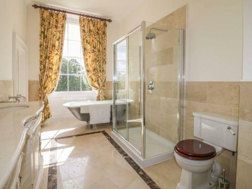 Severn Manor Country Estate