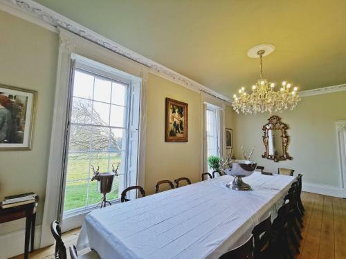 Severn Manor Country Estate