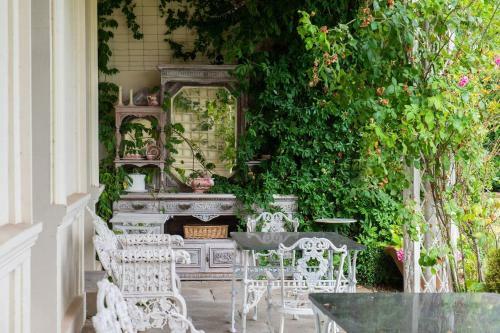 Severn Manor Country Estate
