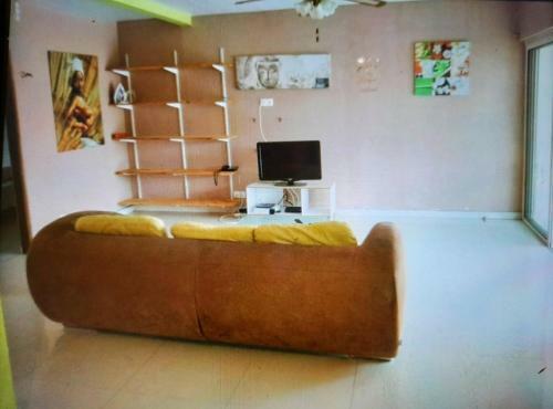 Chambre Priv�e Avec Entr�e S�par�e - Villa Avec Jardin