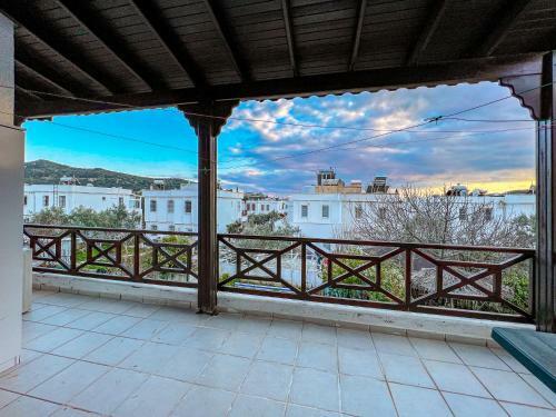Huge 3br Villa With A Beautiful Garden At Ortakent