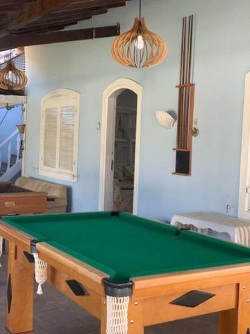 Casa Com Piscina Em Gerib� Para Temporada.