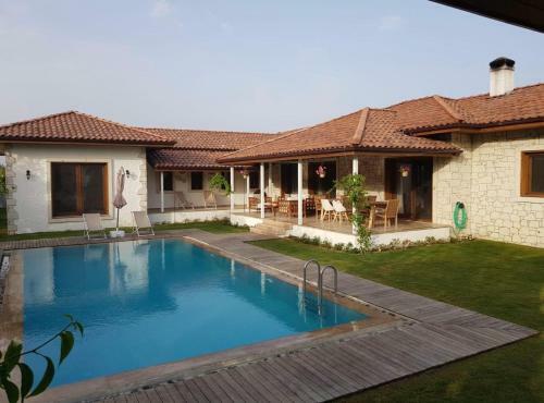 Dalyan Amazing 8 Person Luxury Private Villa