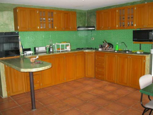 Apartamento Sector Quito Tenis Full Amoblado