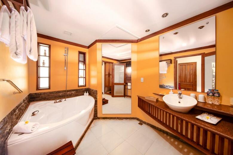 Hotel Victoria Hoi An Beach Resort