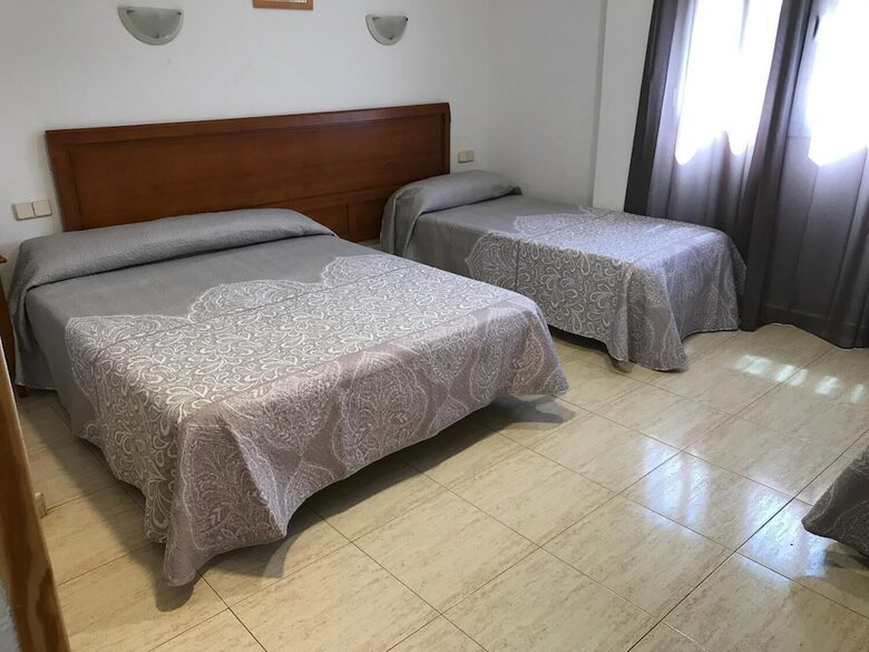 Hostal 82
