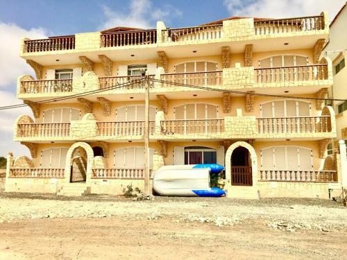 Comfortable And Spacious Apartment With Ocean Views Of Cabral Beach