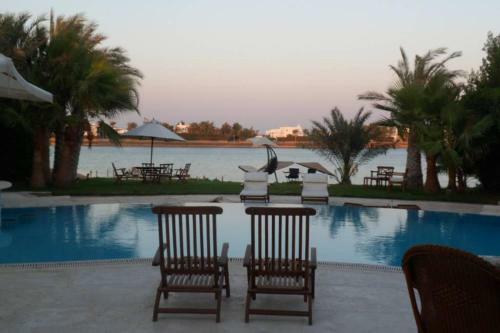 Beach Front Four-bedroom Villa In Ph4 With Private Pool In El Gouna