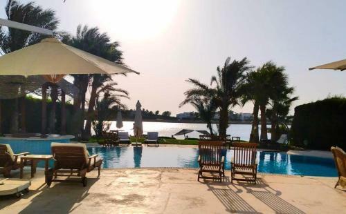 Beach Front Four-bedroom Villa In Ph4 With Private Pool In El Gouna