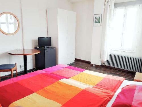 Hostal Hotel Garni Battello