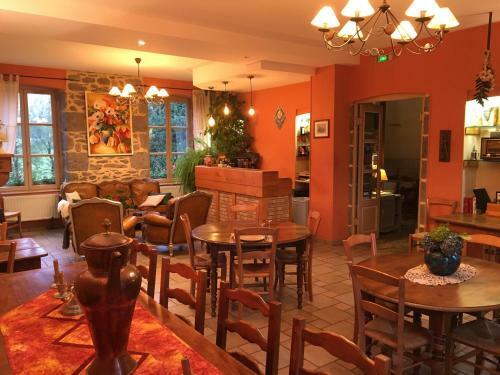 Hostal Auberge De Fondain